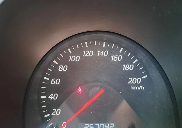 Suzuki Grand Vitara cena 22700 przebieg: 257000, rok produkcji 2006 z Gdańsk małe 22